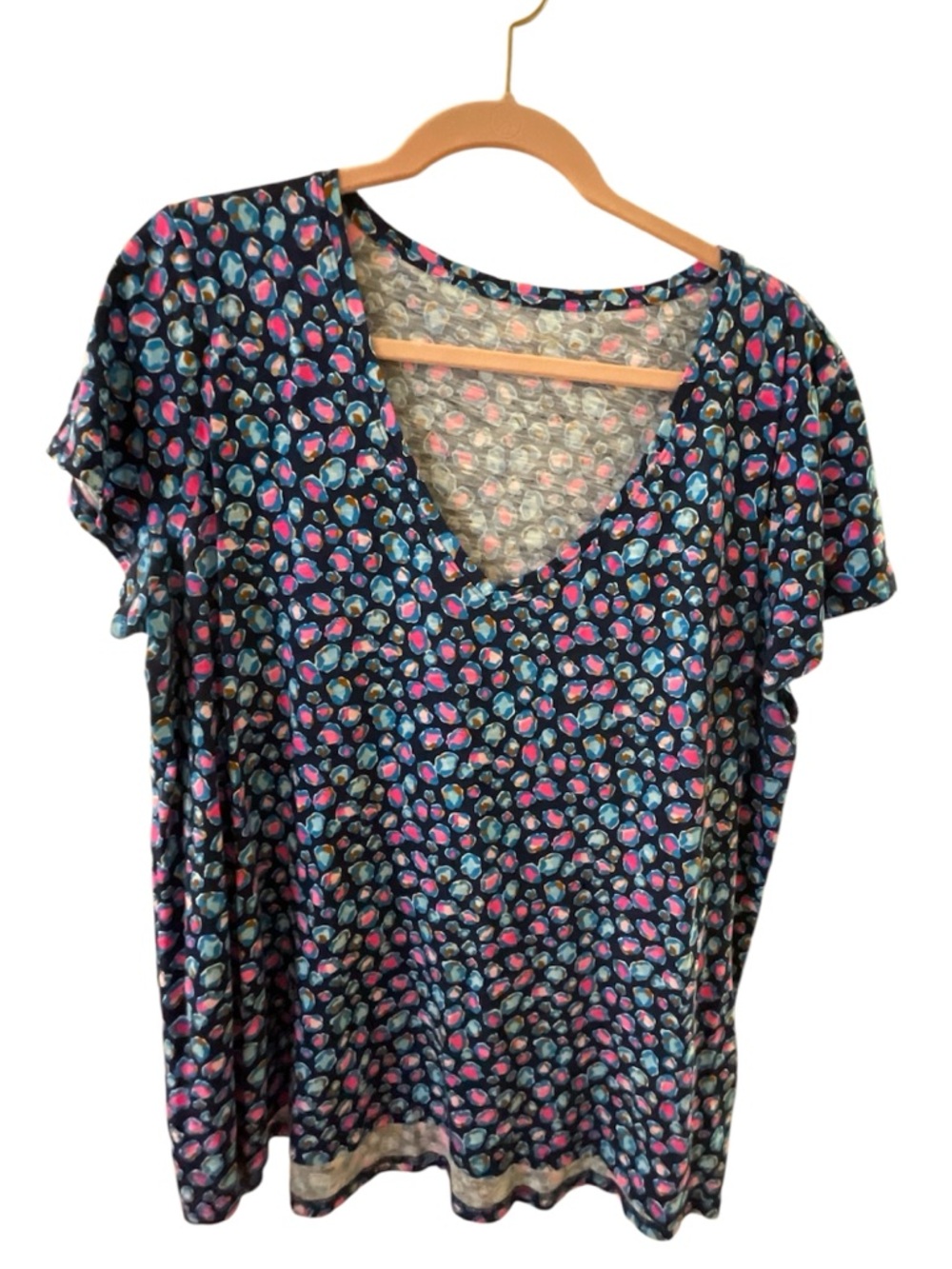 Lilly Pulitzer Etta v neck tee in Sea Breeze Low Tide Spotted in the Wild